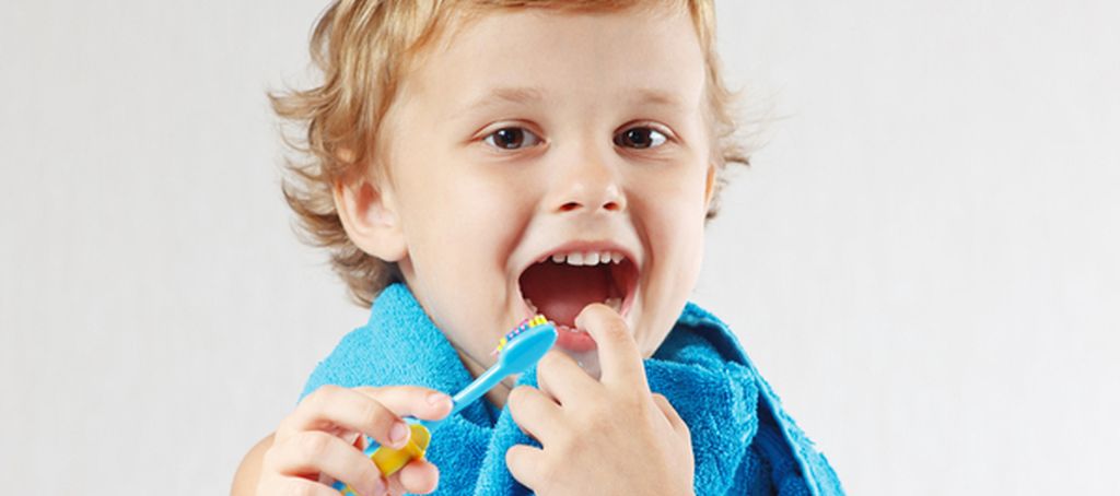 Как чистить зубы ребенку
