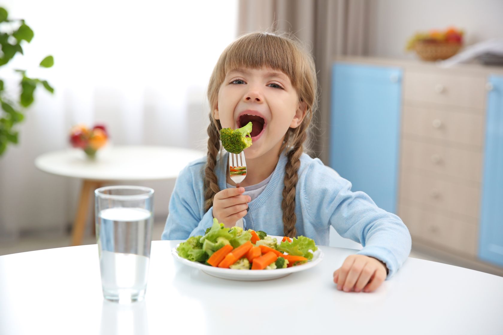 Не люблю и не ем овощи. Питание детей. Еда для детей. Обед для детей. Овощи для детей.